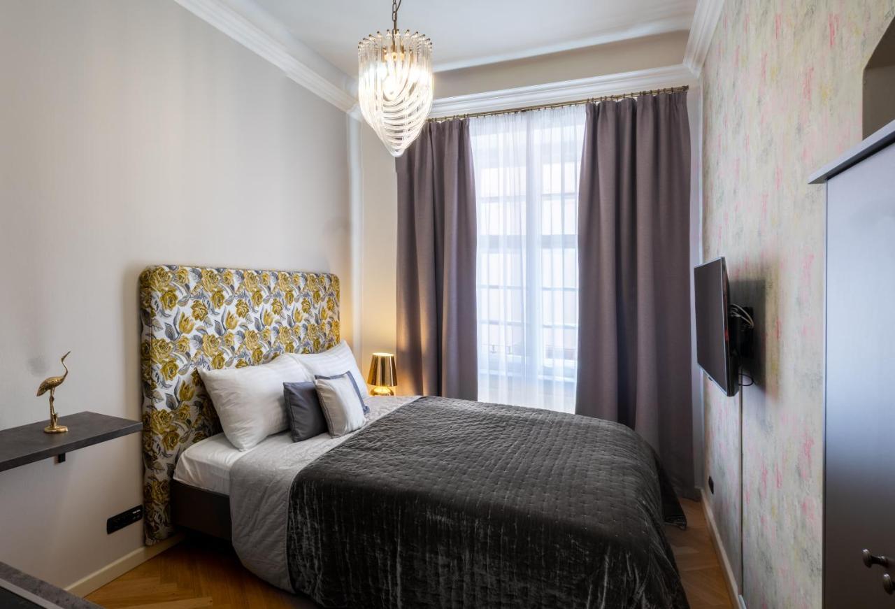 Chateau 9 By Adrez Apartment *