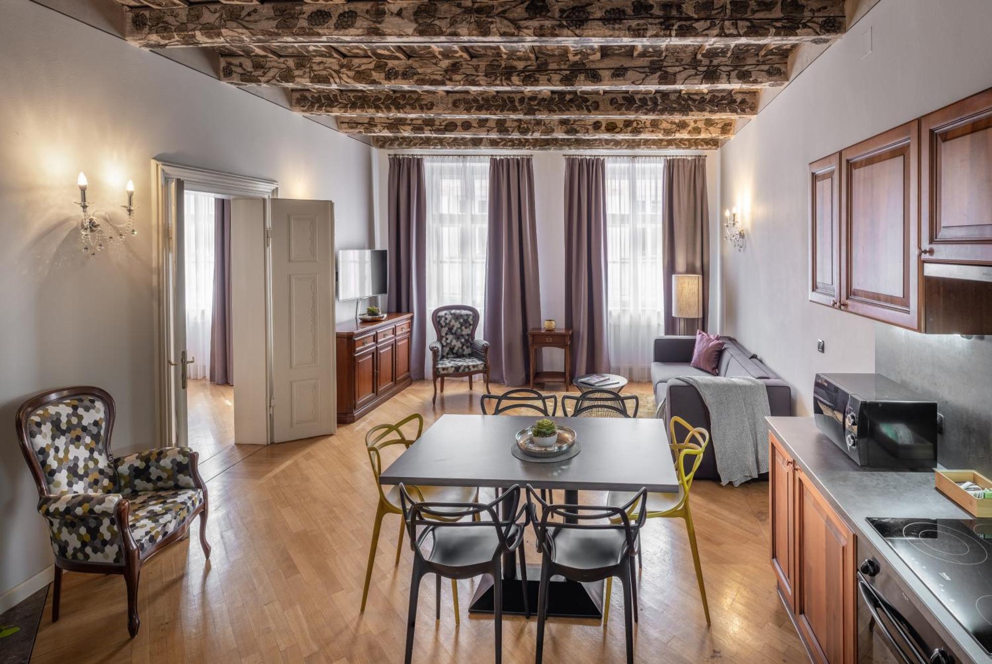 Apartment Chateau 9 By Adrez