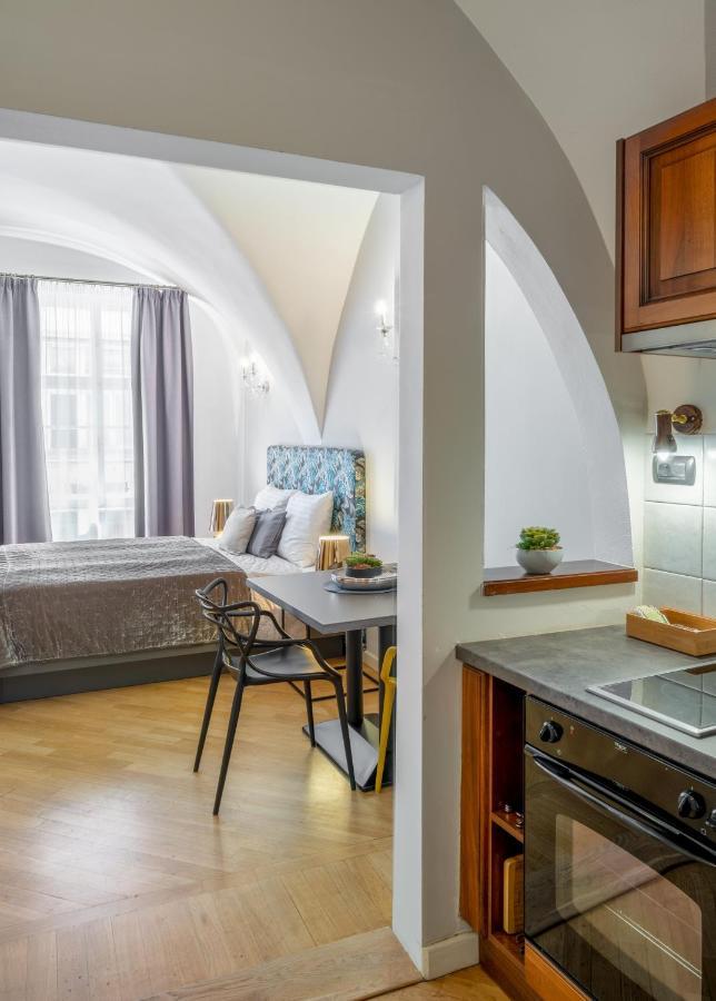 Chateau 9 By Adrez Apartment