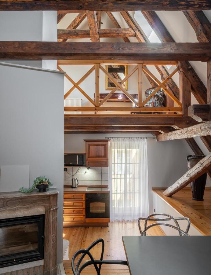 Apartment Chateau 9 By Adrez Prag