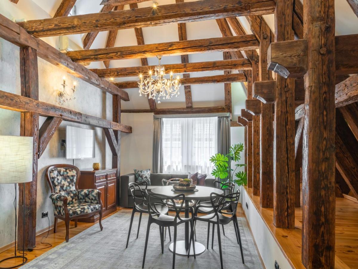 Chateau 9 By Adrez Apartment Prague