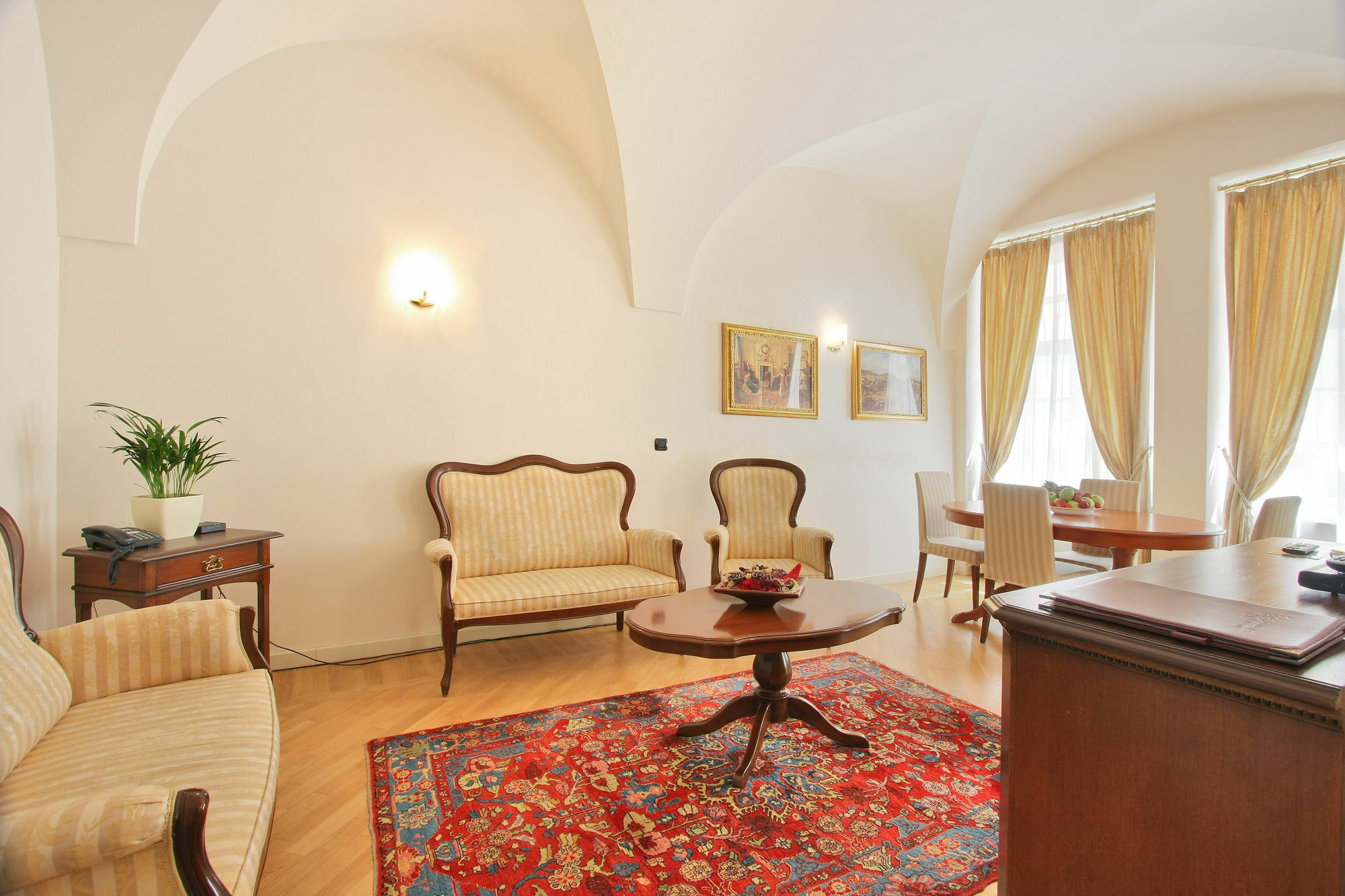 Chateau 9 By Adrez Apartment *